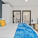 Cozysuites On Mass With Garage Parking #18